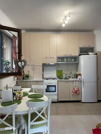 Apartament cu 2 camere decomandat în 1 Mai