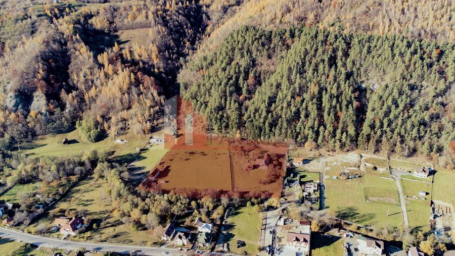 Teren Construcții intravilan de 1200 mp, în Moieciu