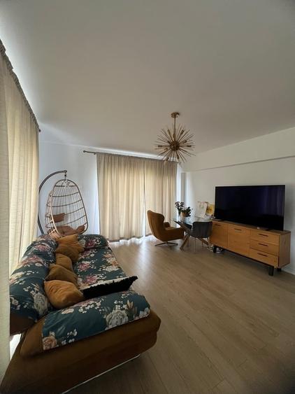 Apartament cu 2 camere decomandat în Tunari