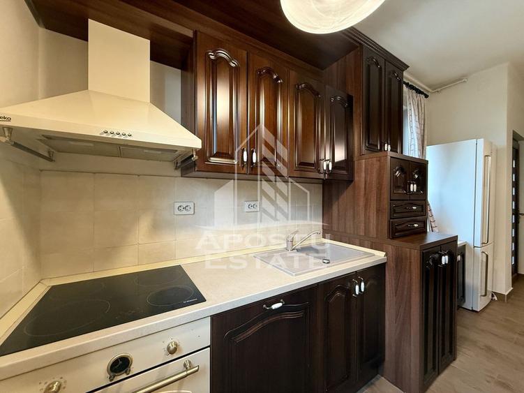 Apartament cu 2 camere decomandat, mobilat în Ultracentral