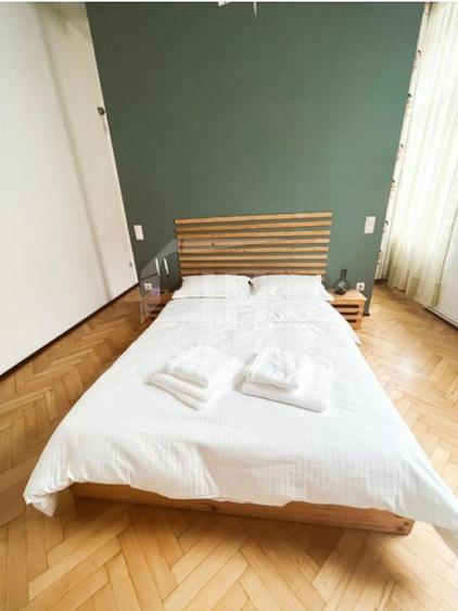 Apartament cu 2 camere semidecomandat, mobilat în Central