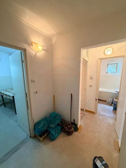 APARTAMENT CU 2 CAMERE DE VÂNZARE | MICRO 18 | PARTER - 6