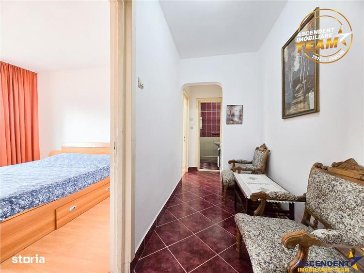 Apartament cu 3 camere decomandat, mobilat în Ciucului