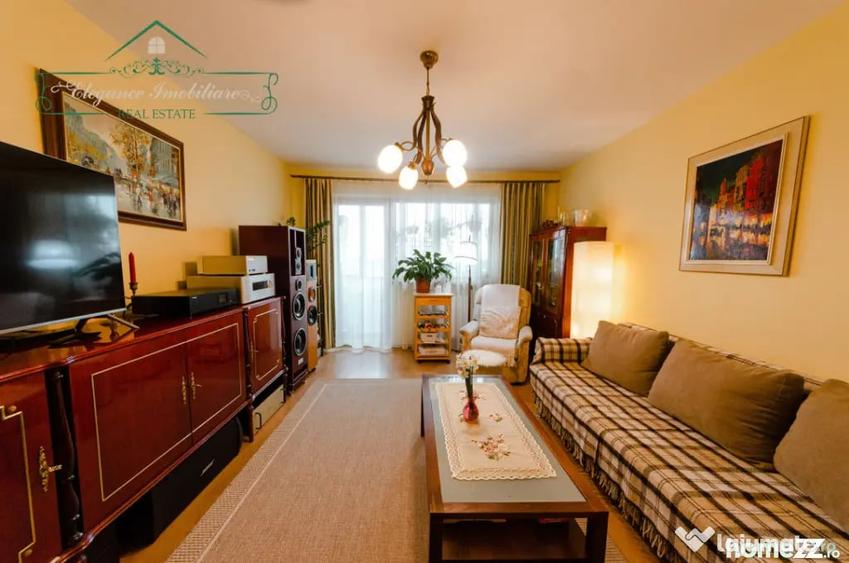 Apartament cu 5 camere decomandat în Fortuna