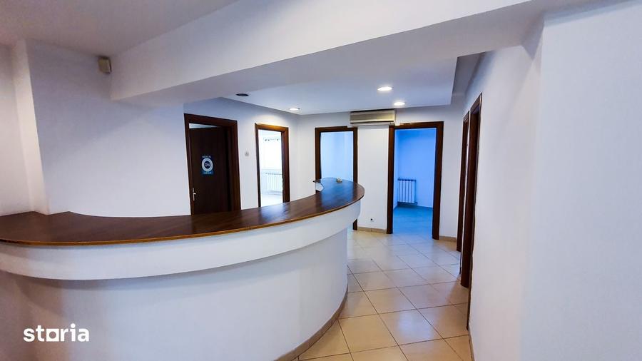Spațiu comercial, de 1,100 mp, în Cantemir