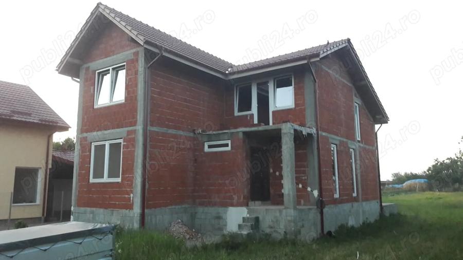 Casă cu 3 camere cu Teren 1501 Mp în Micula