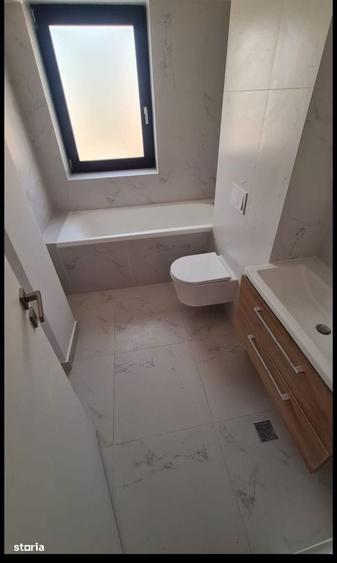 Apartament cu 3 camere decomandat în Timpuri Noi