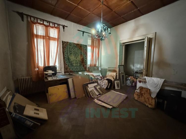 Casă individuală cu 4 camere cu Canalizare în P-ța Sfântul Ștefan