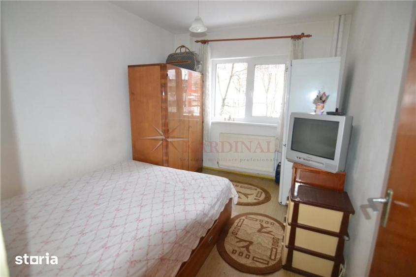 Apartament 4 camere Etaj 1/6 Racadau, comision 0% - 8