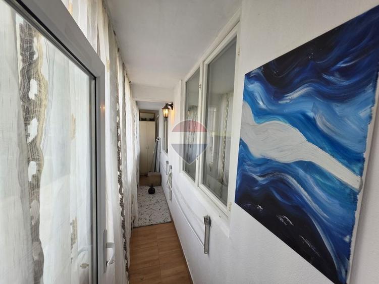 Apartament cu 4 camere decomandat, mobilat în Rahova