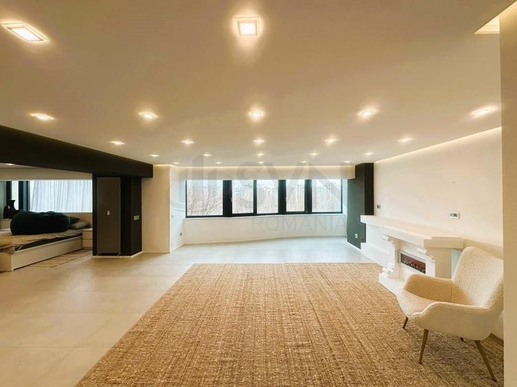 Apartament cu 4 camere decomandat în Unirii