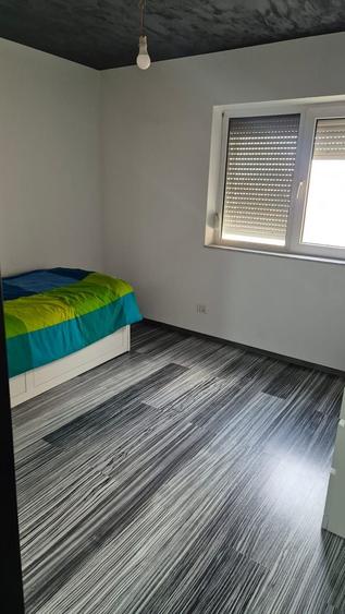 Apartament cu 3 camere decomandat în Lăpuș