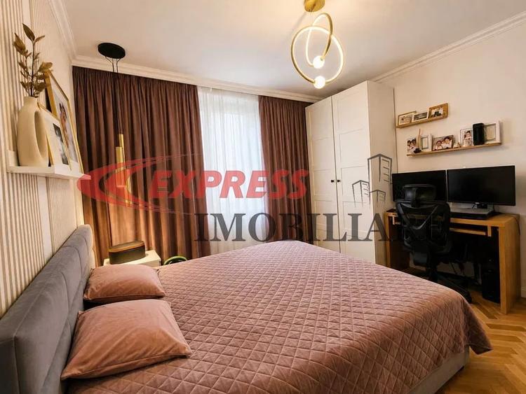 Apartament cu 3 camere decomandat în Titan