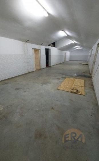 Spațiu comercial, de 550 mp, în Ineu