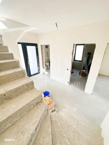Casă cu 4 camere în Central