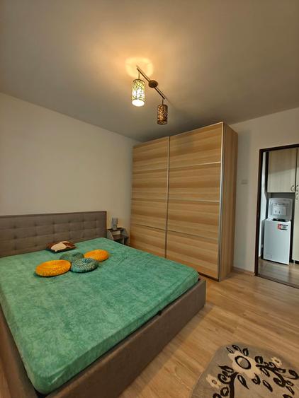 Apartament cu 2 camere semidecomandat în Tătărași