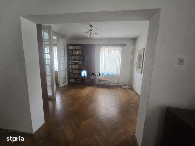 Casă cu 4 camere cu Teren 150 Mp în Central