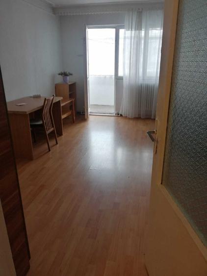 Apartament cu 2 camere decomandat în Alexandru cel Bun