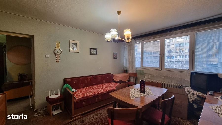 Apartament cu 2 camere decomandat în Sala Palatului