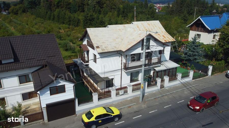 Casă cu 4 camere în Central