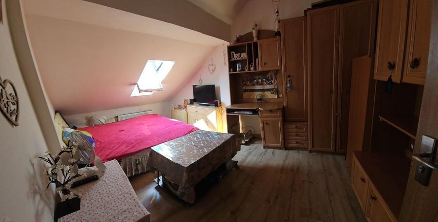 Apartament cu 2 camere decomandat în Lipovei