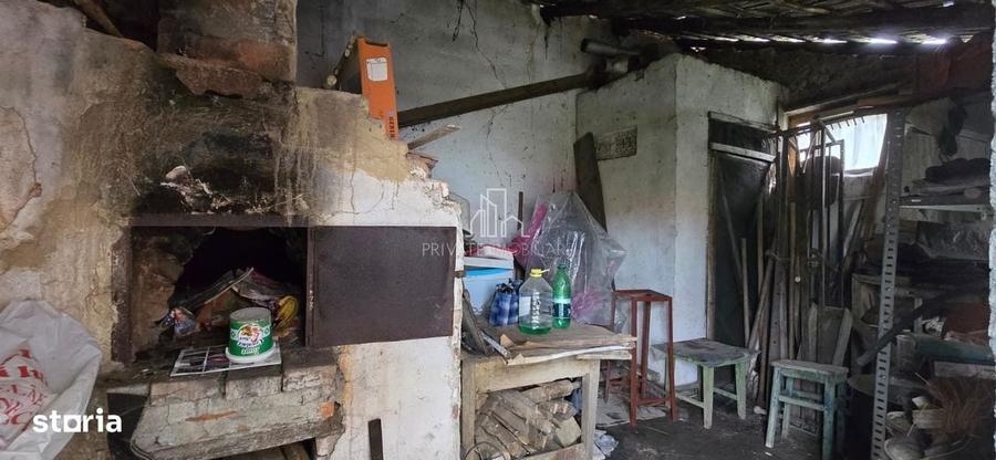 Casă cu 4 camere în Vânători
