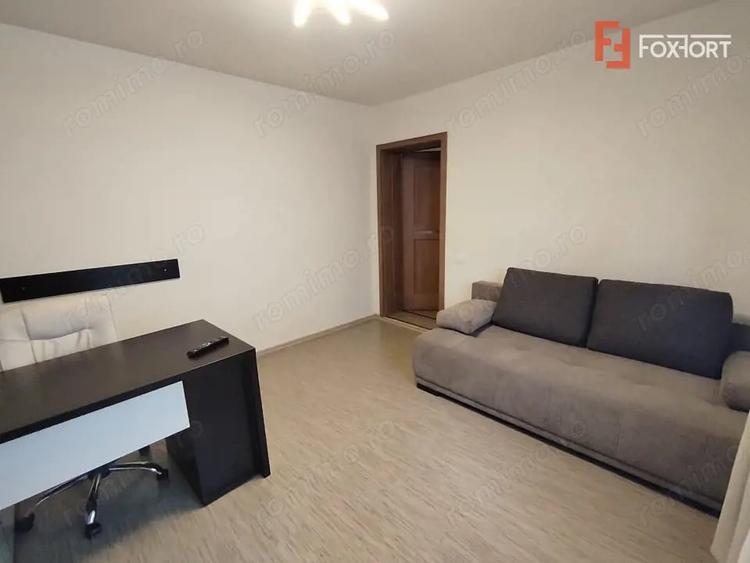 Casă cu 4 camere cu Teren 335 Mp în Fratelia