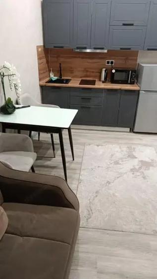Garsonieră decomandată în Chibrit