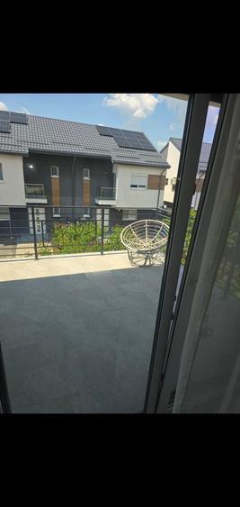 Casă cu 4 camere decomandat cu Teren 303 Mp în Central