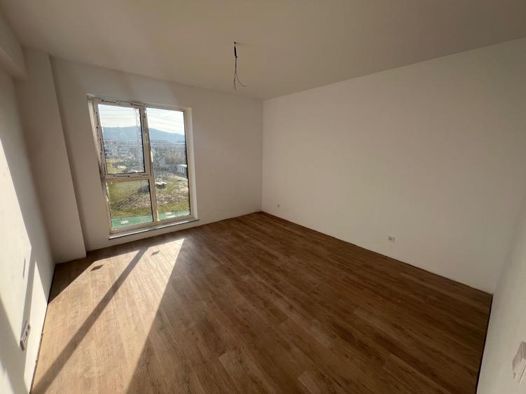 Apartament cu 2 camere semidecomandat în Florești