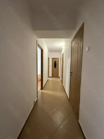 Apartament cu 3 camere decomandat în Ultracentral