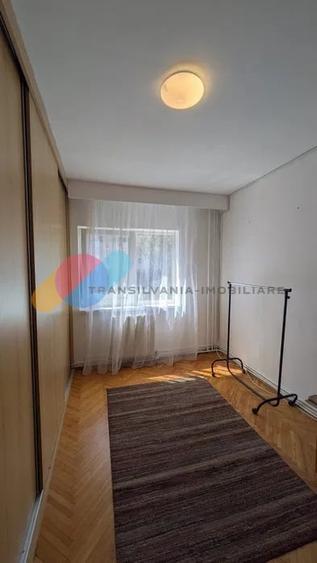 Apartament cu 4 camere decomandat, mobilat în Gheorgheni