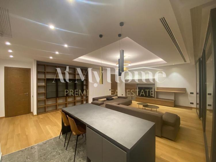 Apartament cu 4 camere decomandat, mobilat în Primăverii