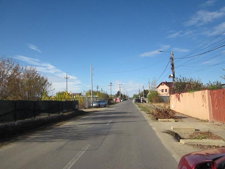 Teren Construcții intravilan de 856 mp, în Domnești