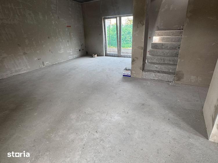 Casă cu 4 camere cu Teren 310 Mp în Calea Dumbrăvii