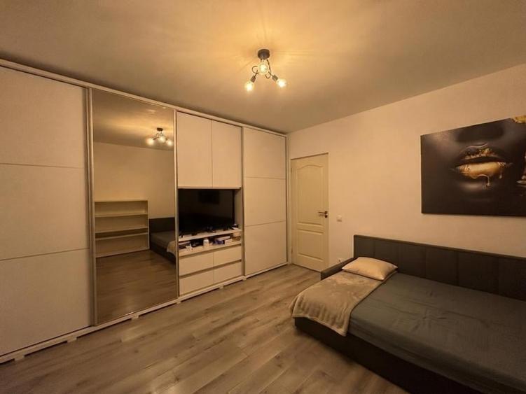 66990 euro-Garsoniera 32mp- MegaMall- bloc 1980 reabilitat - 1