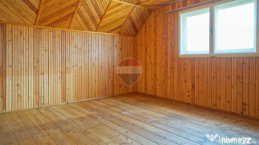 Casă cu 6 camere cu Teren 1915 Mp în Bran