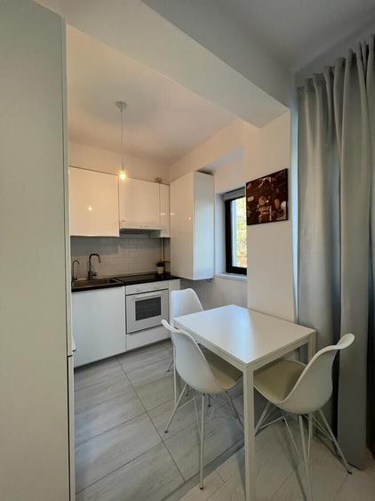 Apartament cu 2 camere semidecomandat, mobilat în Bucureștii Noi