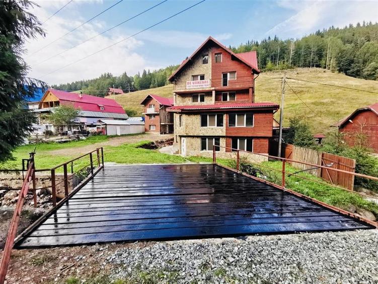 Hotel/Pensiune, de 955 mp, în Arieșeni