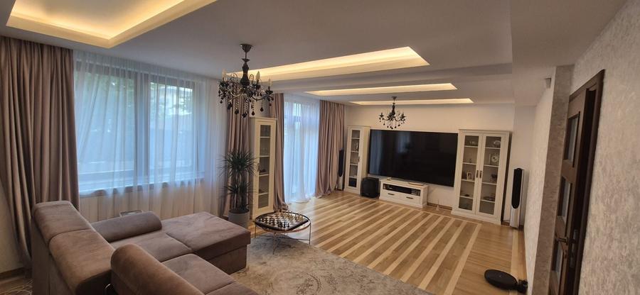 Casă cu 3 camere în Fundeni