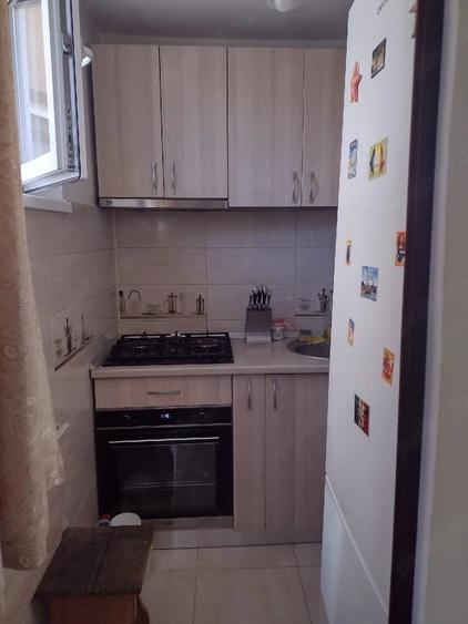 Apartament cu 2 camere semidecomandat în Rogerius