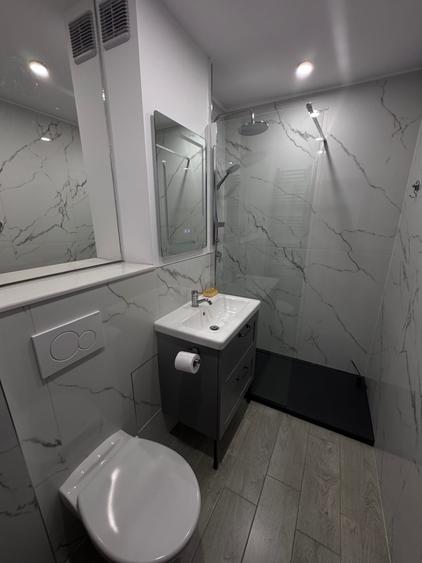 Garsonieră decomandată în Central