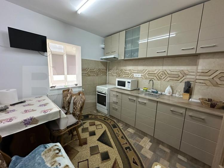 Apartament cu 2 camere decomandat, mobilat în 1 Mai