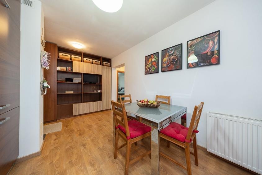 Apartament cu 2 camere decomandat în Drumul Carului