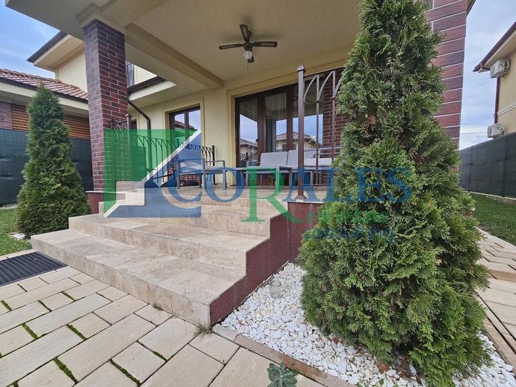 Duplex cu 5 camere cu Canalizare în Dumbrăvița