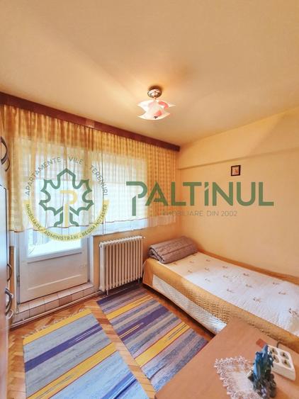 Apartament cu 4 camere decomandat, mobilat în Mihai Viteazul