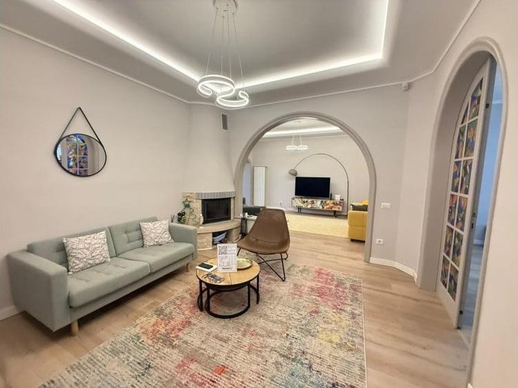 Apartament cu 3 camere, mobilat în Primăverii