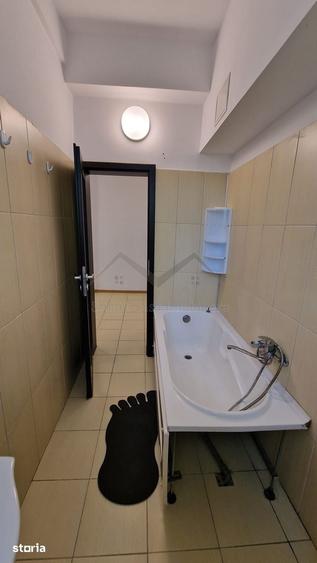 Apartament cu 2 camere decomandat în Piața Unirii