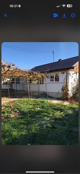 Casă cu 4 camere în Drăgușeni