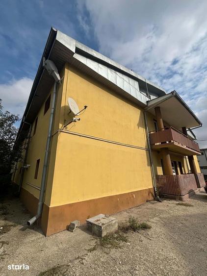 Spațiu comercial, de 2,000 mp, în Bariera Vâlcii